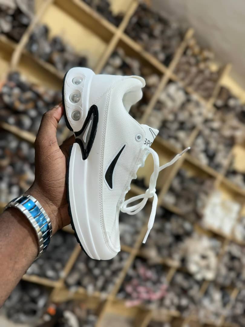 👟🔥 NOUVEL ARRIVAGE – CHAUSSURES AIR MAX