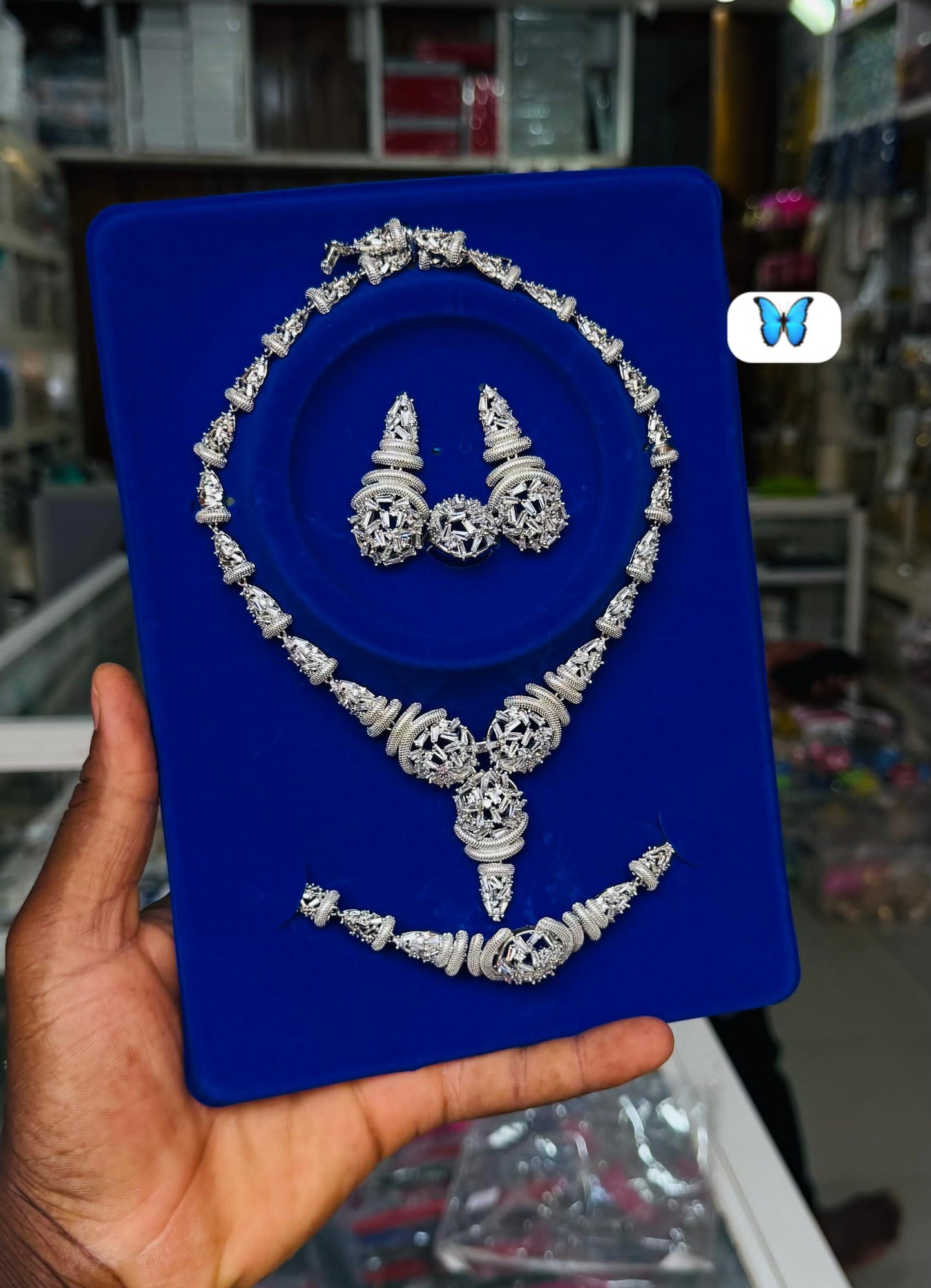 COLLIER COMPLET ORIGINAL