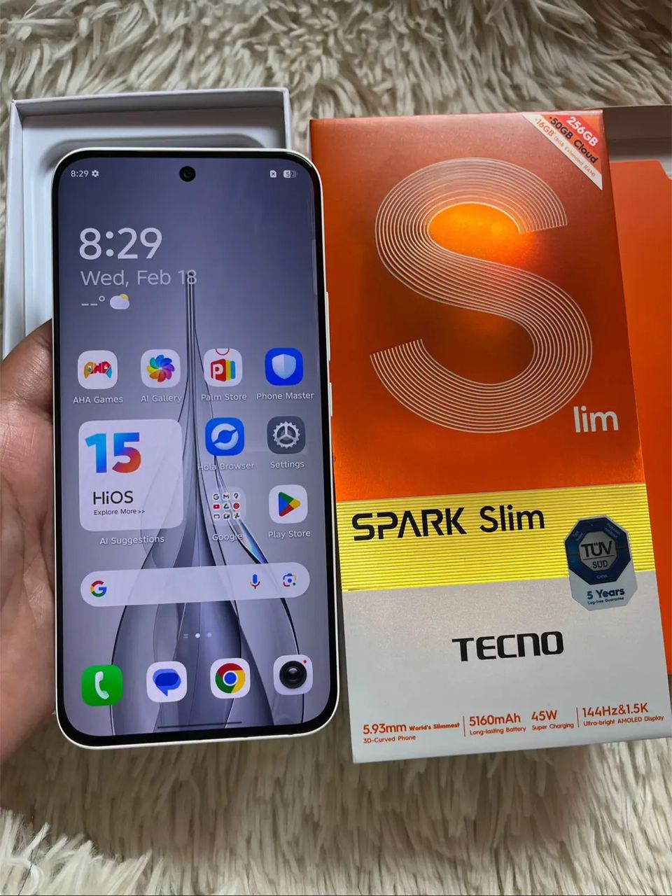 Tecno Spark Slim – Carton original (256 Go)
