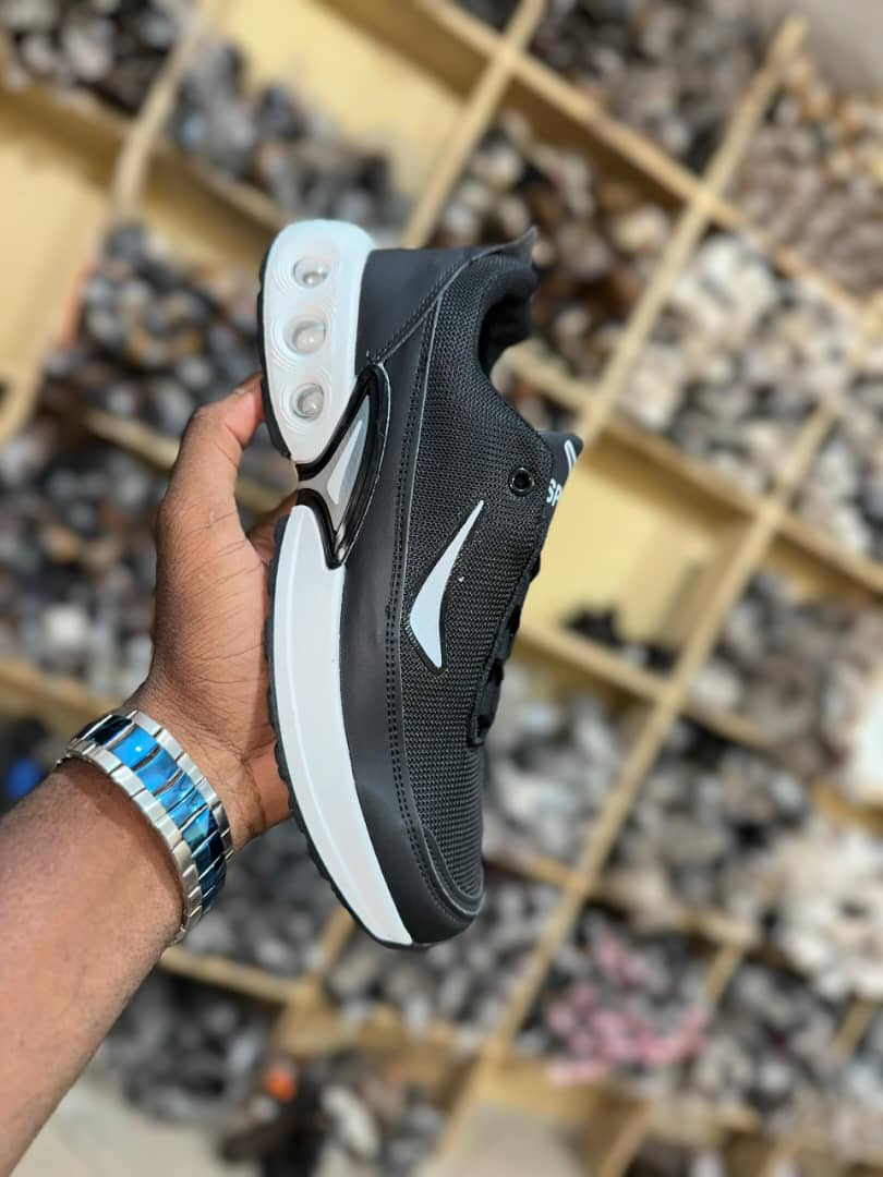 👟🔥 NOUVEL ARRIVAGE – CHAUSSURES AIR MAX