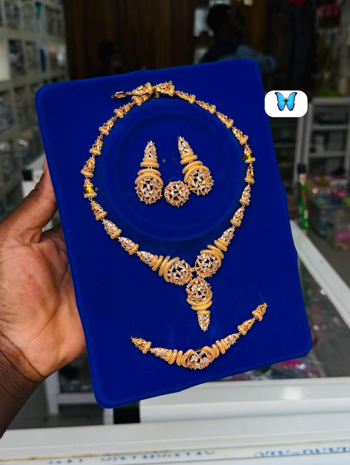 COLLIER COMPLET ORIGINAL